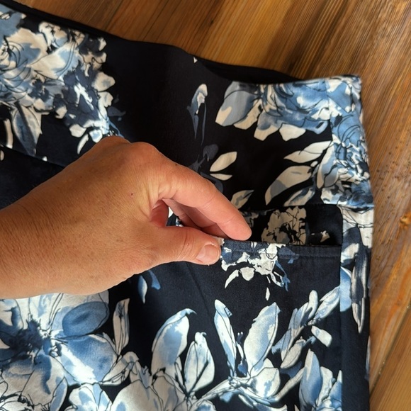 Floral skort size XL - Picture 2 of 4